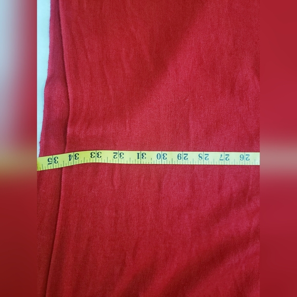 Generation .yes" Cashmere Scarf  Shawl Red Large - Picture 5 of 5